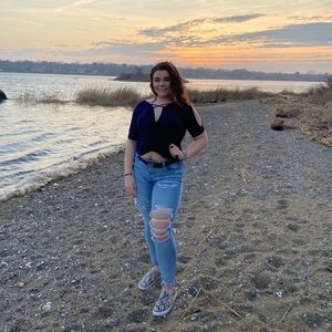 Meet your Posher, Lexi